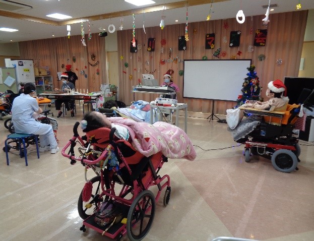 2階病棟　院内行事　「クリスマス会」－３